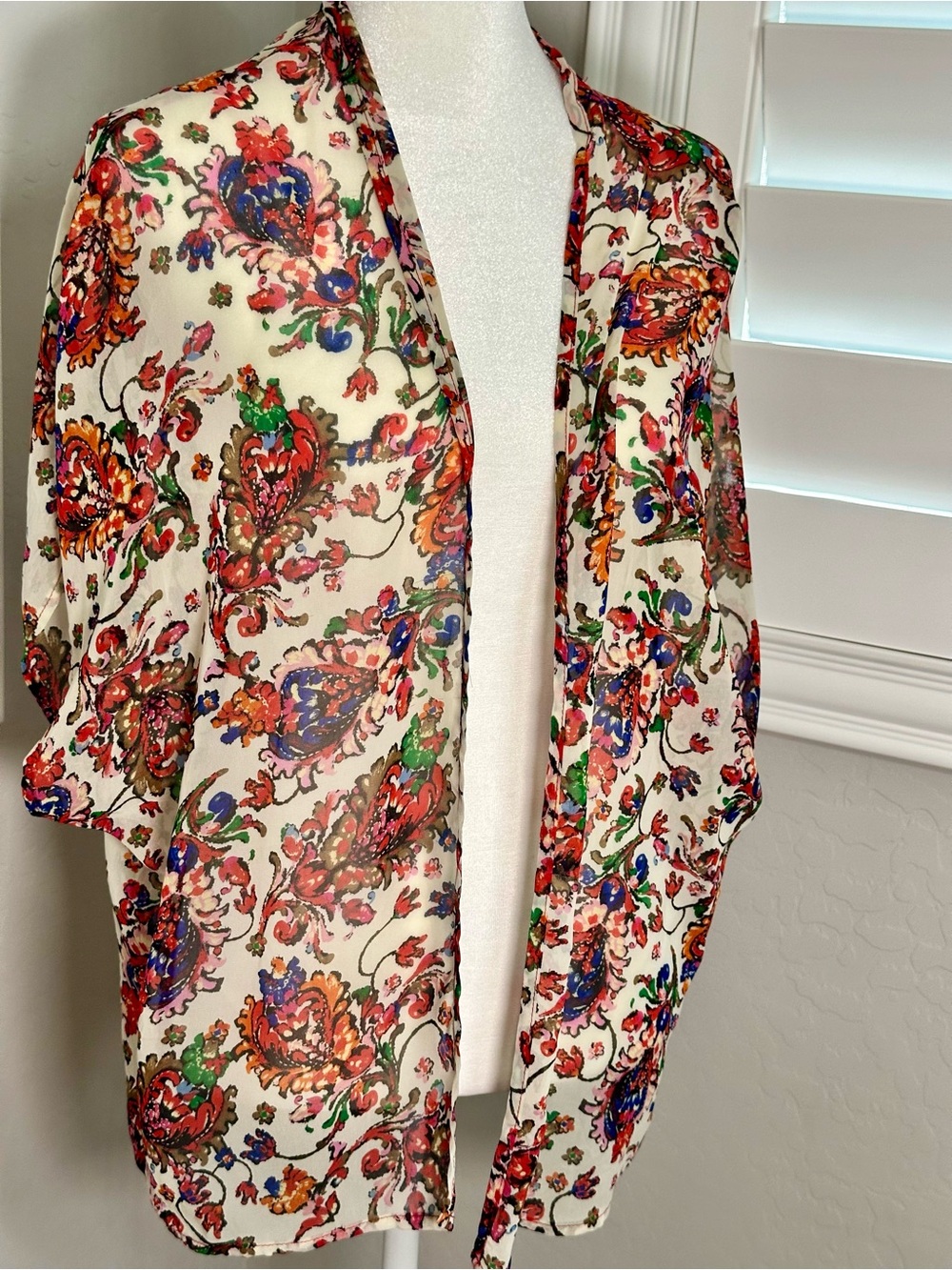 Charlotte Russe Cream Floral Paisley Kimono Jacket